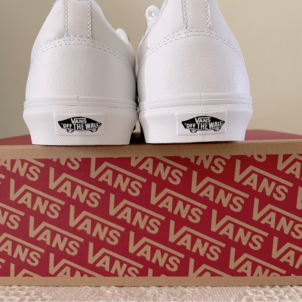 NEW WHITE LEATHER VANS - Picture 7 of 8